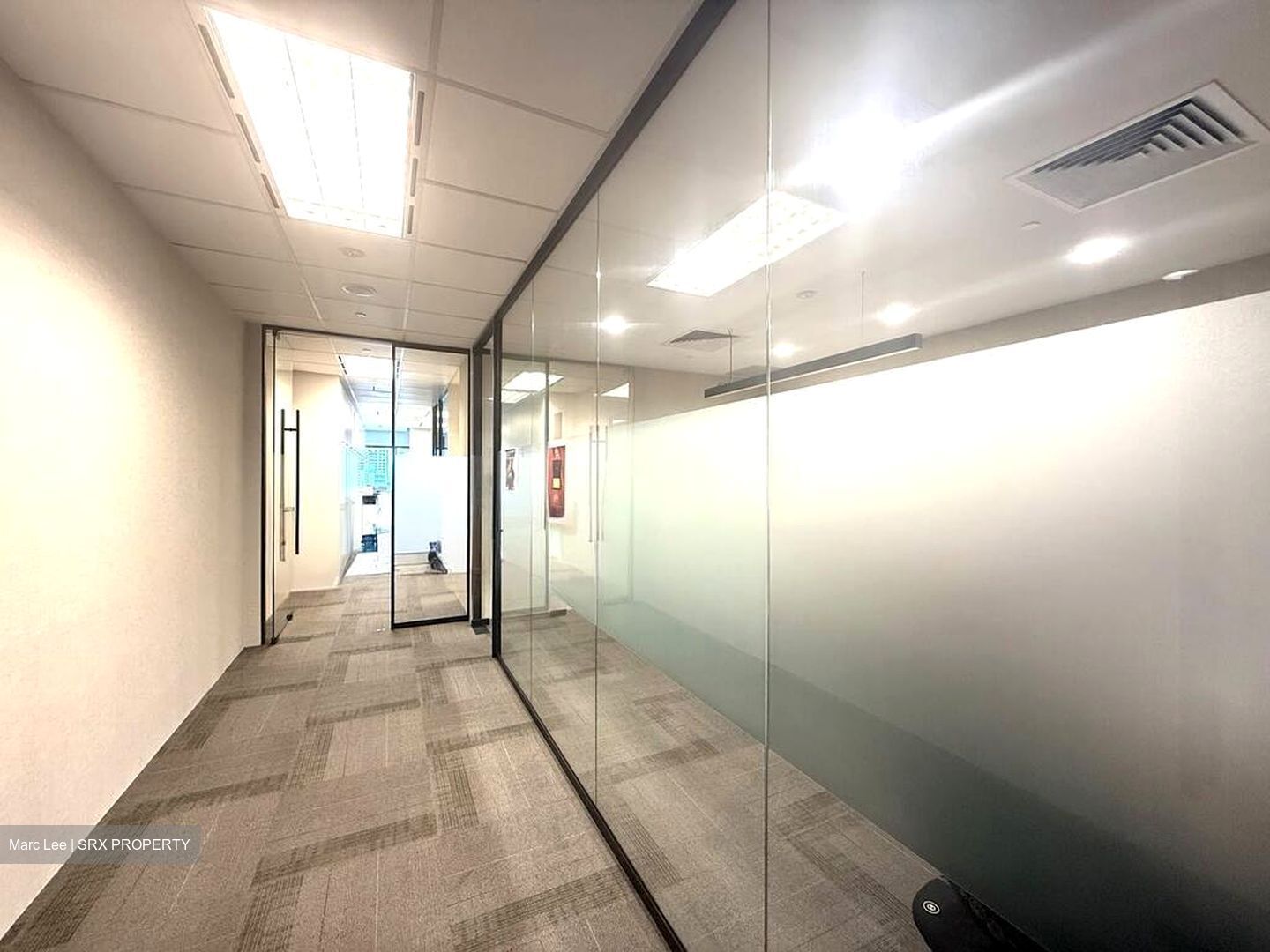 Wisma Atria (D9), Office #496556961